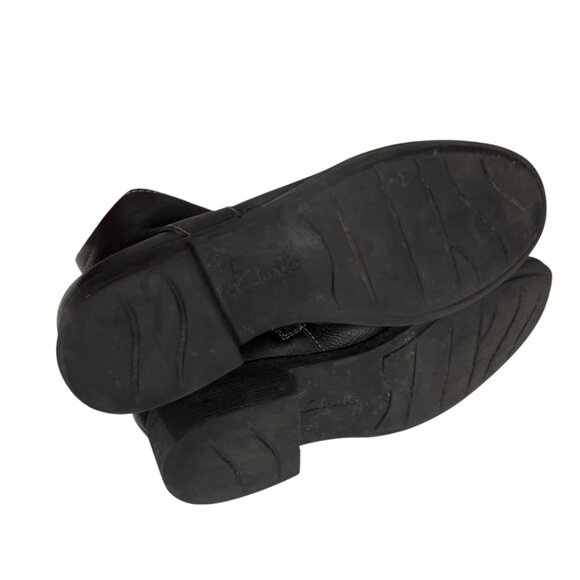 Clarks Women's Black Leather Western Festival Ankle Boots Size 8 Side Zipper - Picture 9 of 9